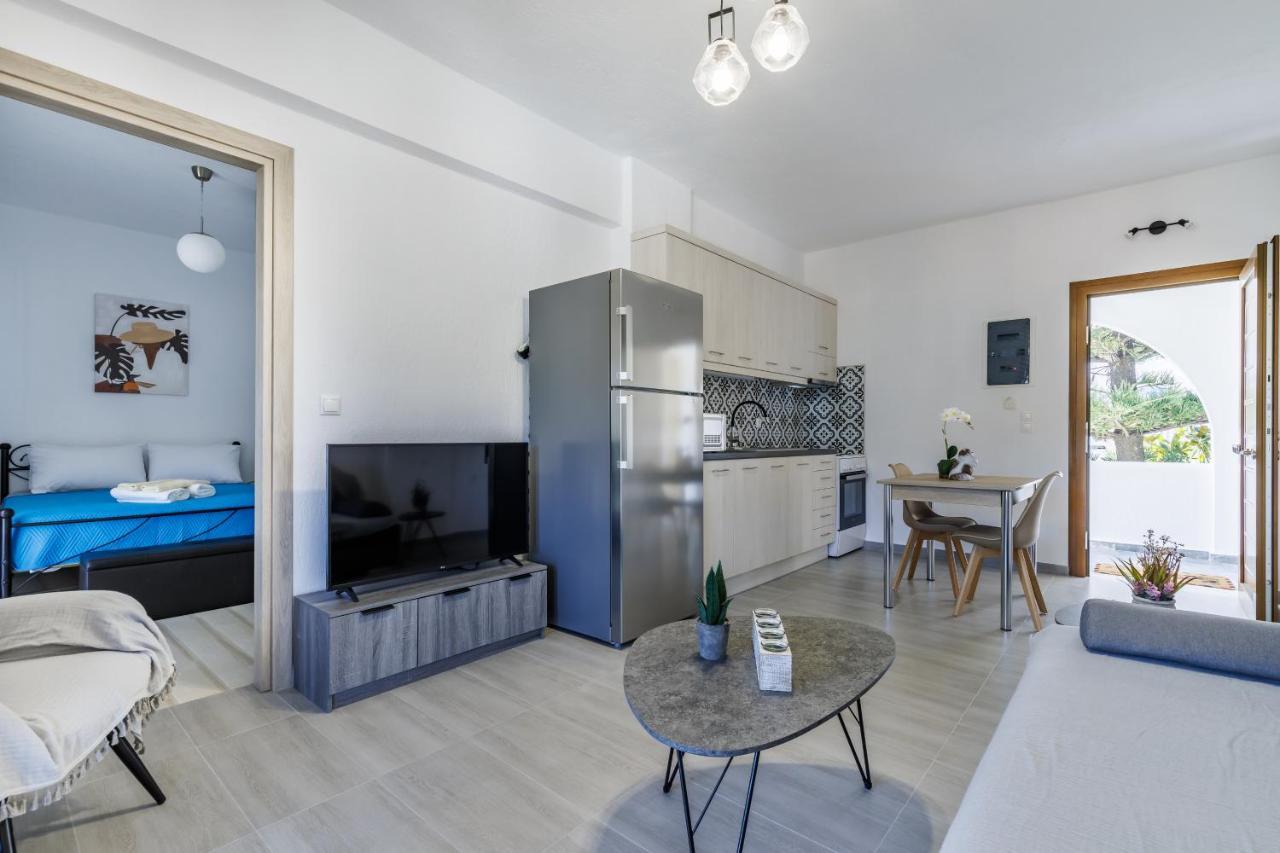 Lina Apartments Скопелос Екстер'єр фото